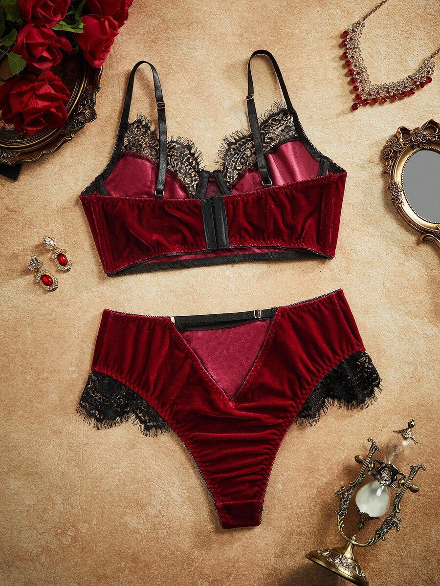 Women's splice lace 2-piece lingerie set featuring a longline underwire bra with scallop cut-out details and high-rise briefs