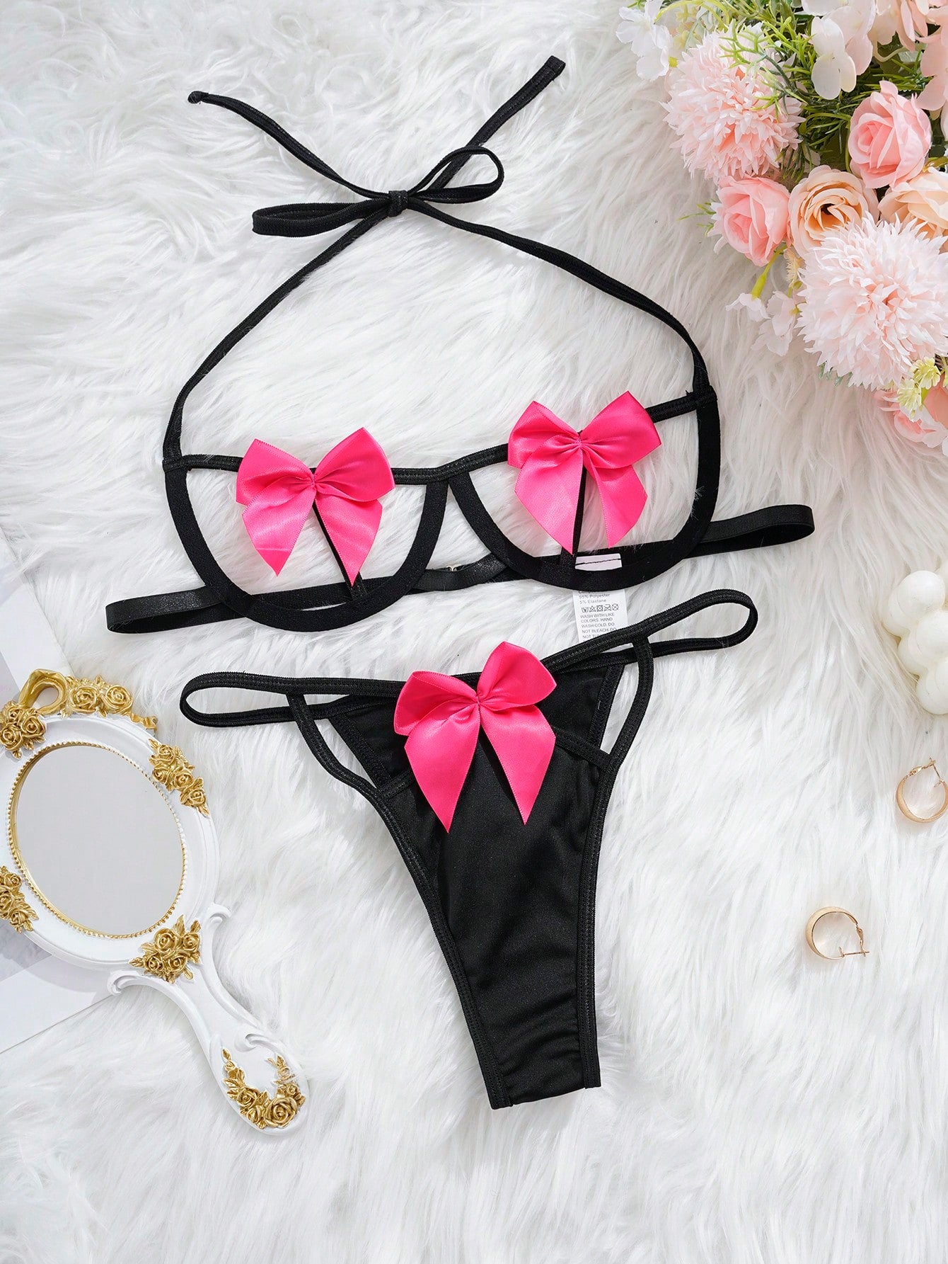 Cut Out Bow Decor Underwire Lingerie Set