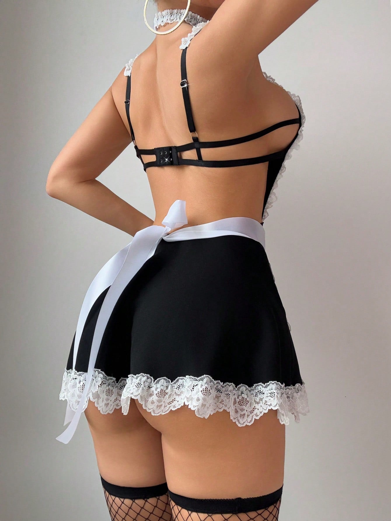 3pcs Women's Butterfly Lingerie Set (Non-Wired Bra/Garter/Neck Ring)