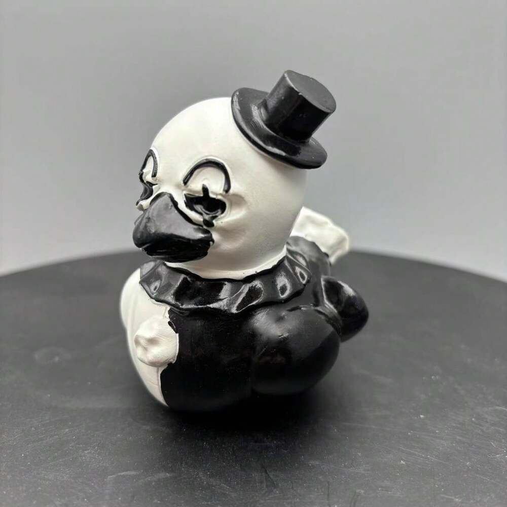 1pc Horror Clown Figurine, Handmade Polyresin Scary Clown Statue, Creepy Halloween Decoration for Bedroom or Office