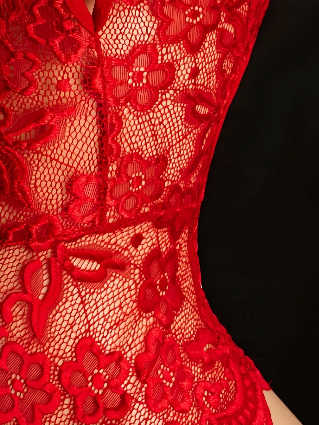 Women One-Piece Lace Bodysuit With Cutout Detail And Hollow Design Elements, Lightweight Fabric Construction, Flexible Fit, Simple Structure, Suitable For General Wear And Styling Use