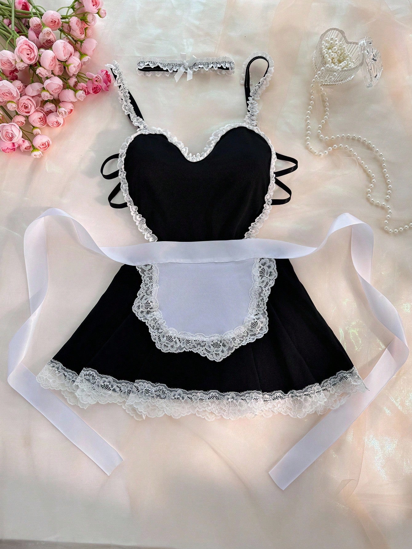 3-Piece Butterfly Lingerie Set with Non-Wired Bra Garter and Neck Ring